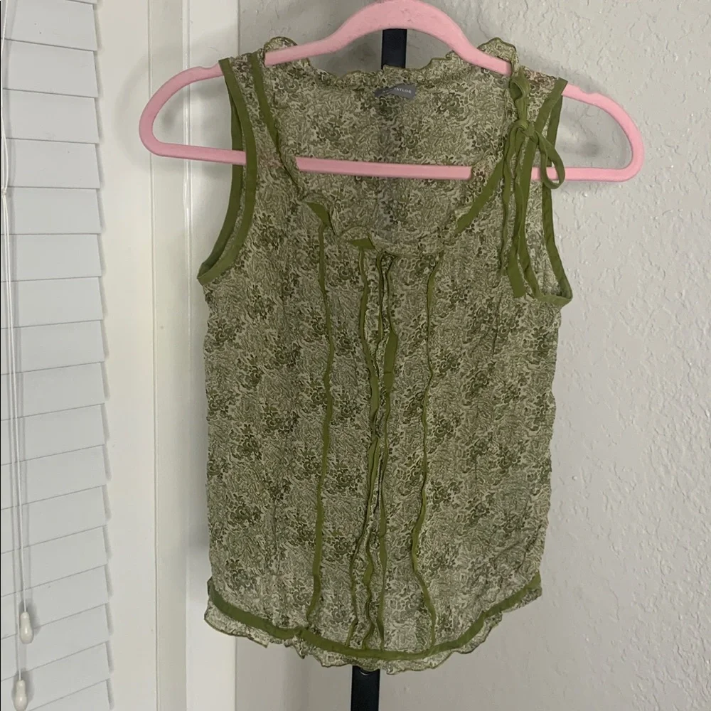 Y2K vintage Ann Taylor sheer Olive Lace Sleeveless whimsical feminine dainty top - Picture 4 of 7